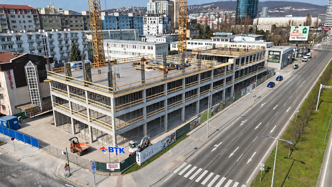 BAYA Living Bajkalská – celkový pohľad na stavbu z Bajkalskej ulice