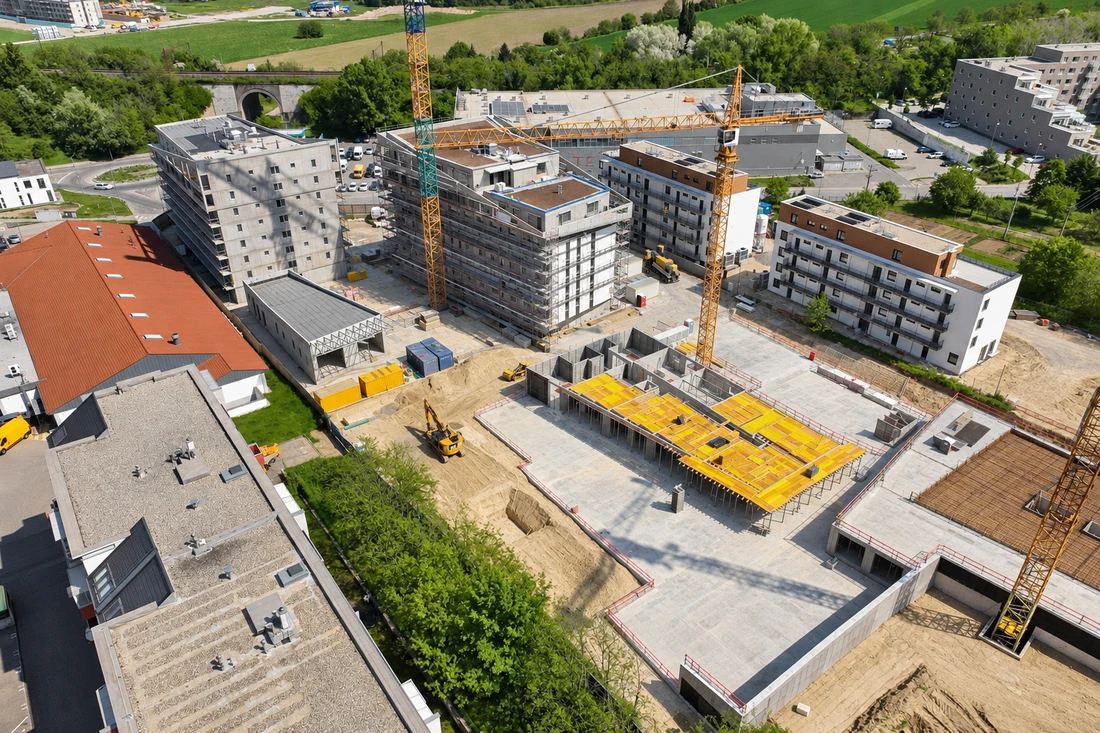 Stockerka – celkový pohľad na areál a výstavbu ďalších podlaží